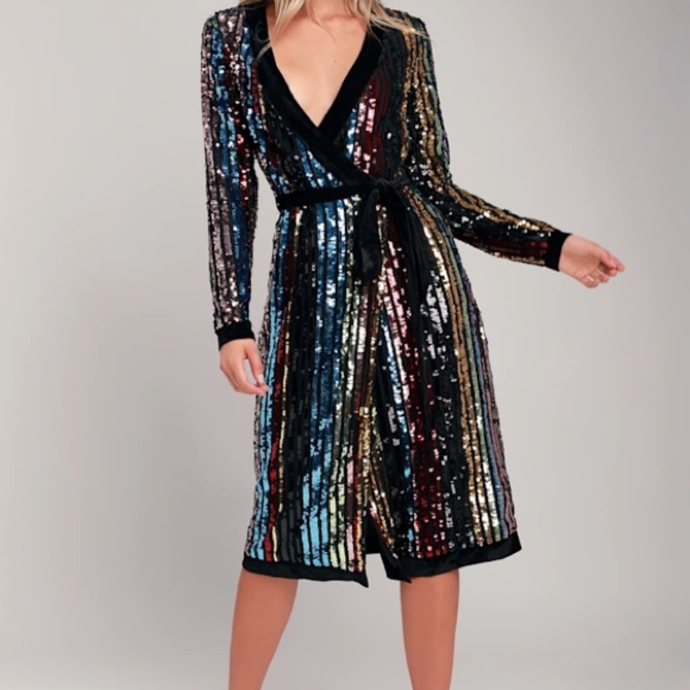 Lulu’s Pretty Prismatic Midi Wrap Dress EUC